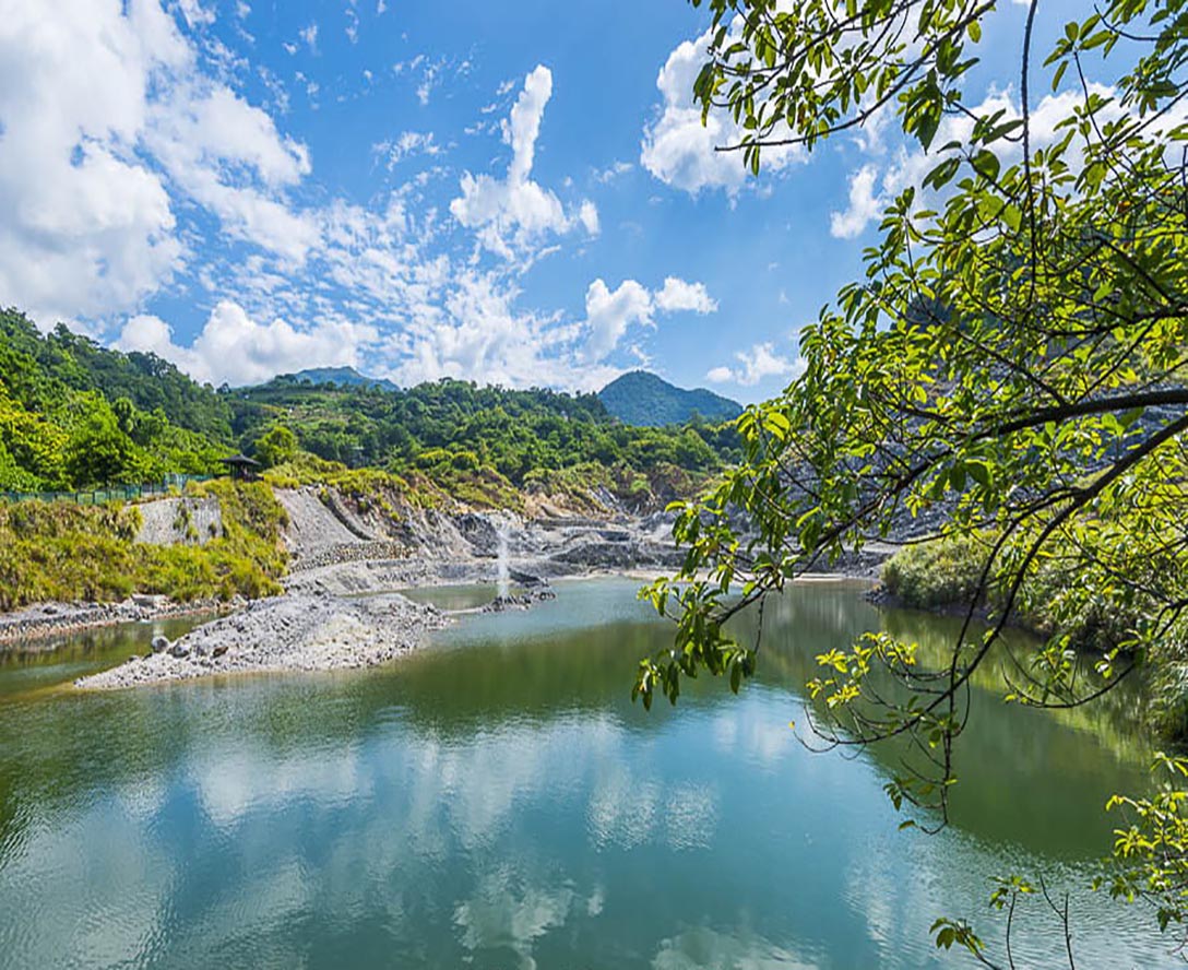 YangMinshan Mountain